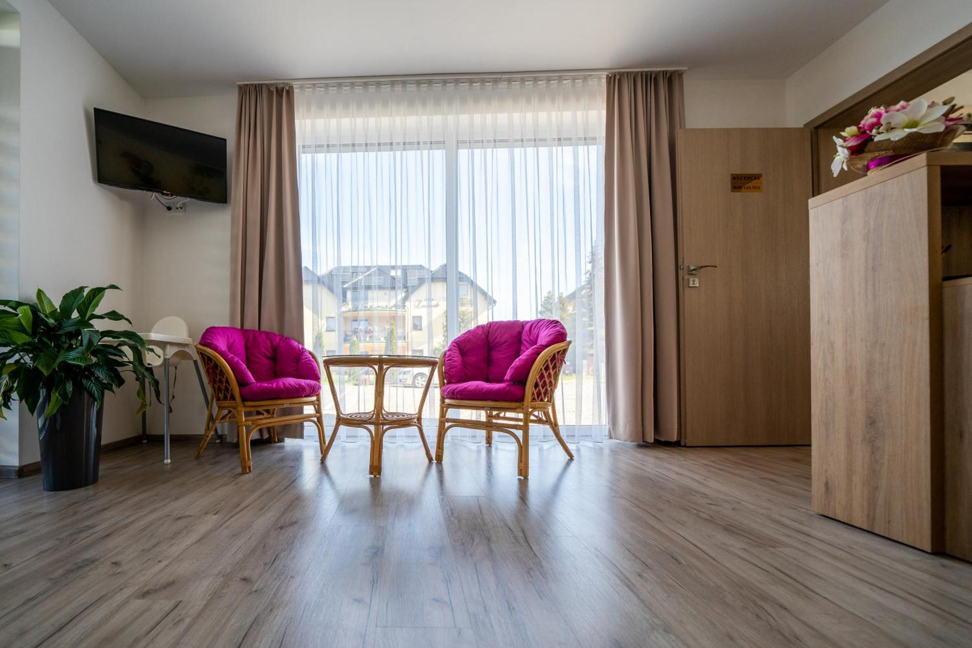 Magnolia Pokoje I Apartamenty デンプキ エクステリア 写真
