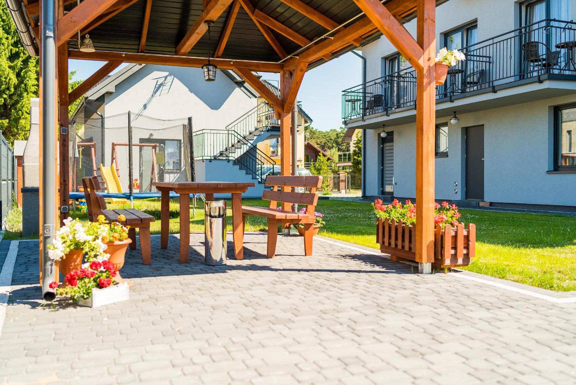 Magnolia Pokoje I Apartamenty デンプキ エクステリア 写真