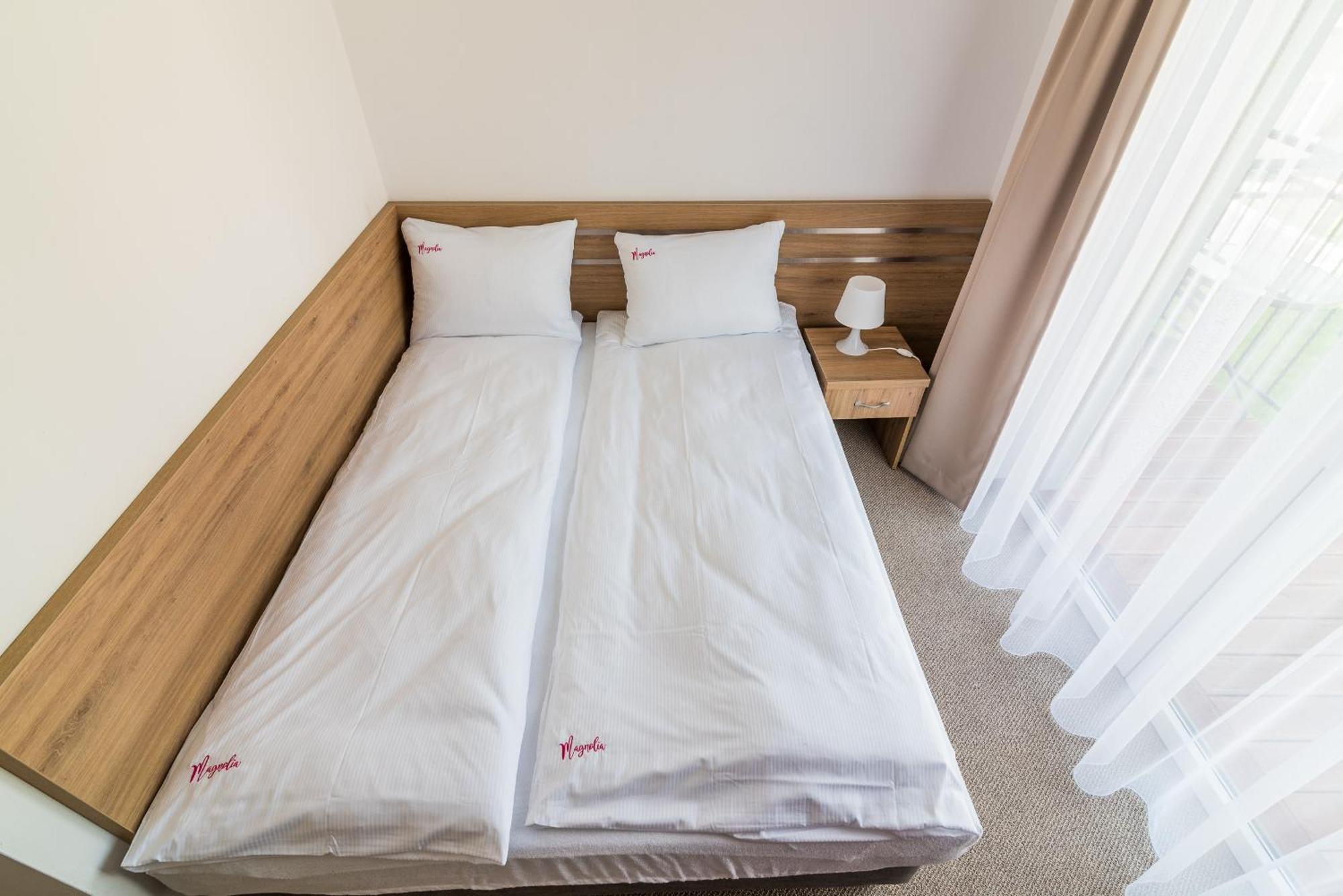 Magnolia Pokoje I Apartamenty デンプキ エクステリア 写真