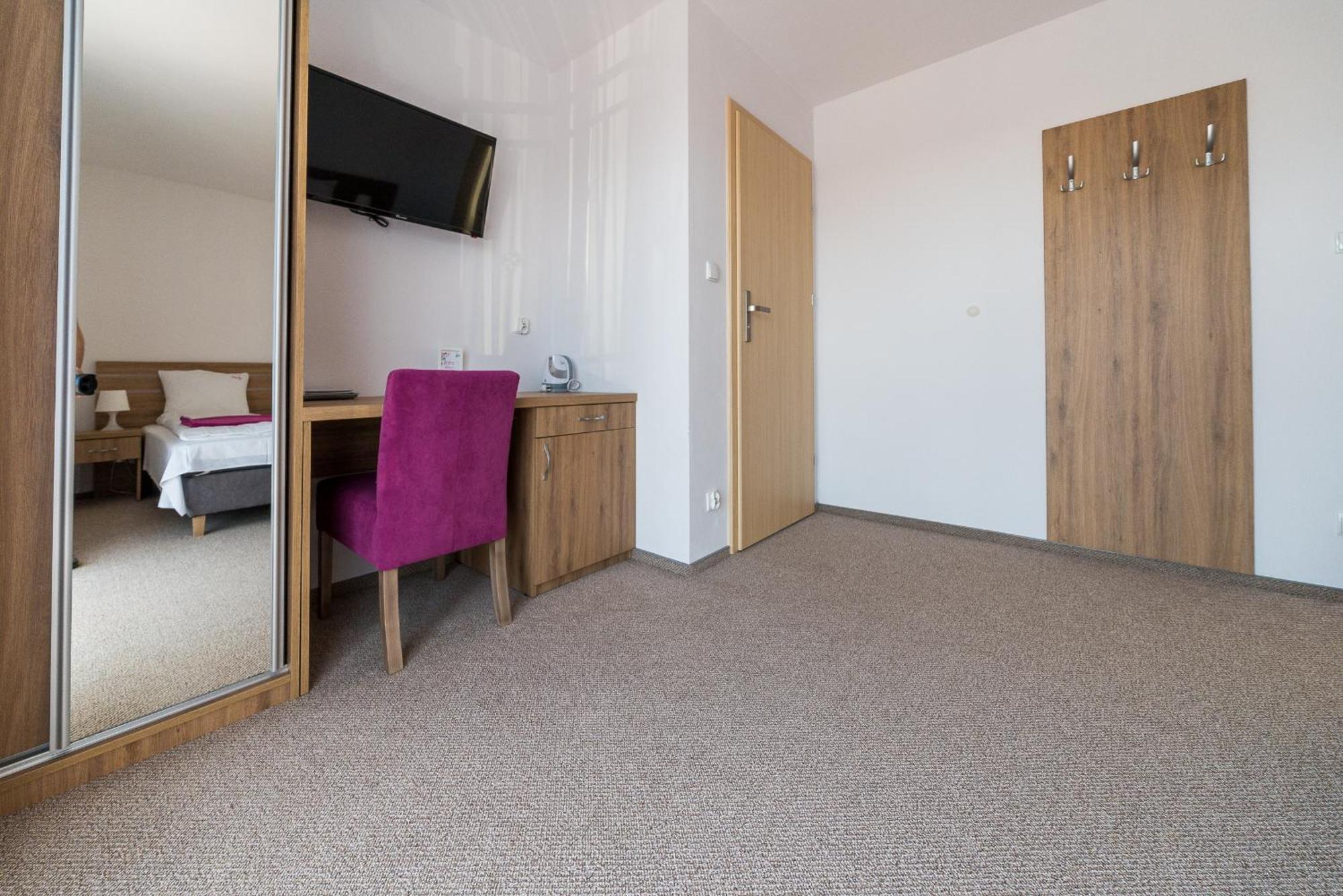 Magnolia Pokoje I Apartamenty デンプキ エクステリア 写真