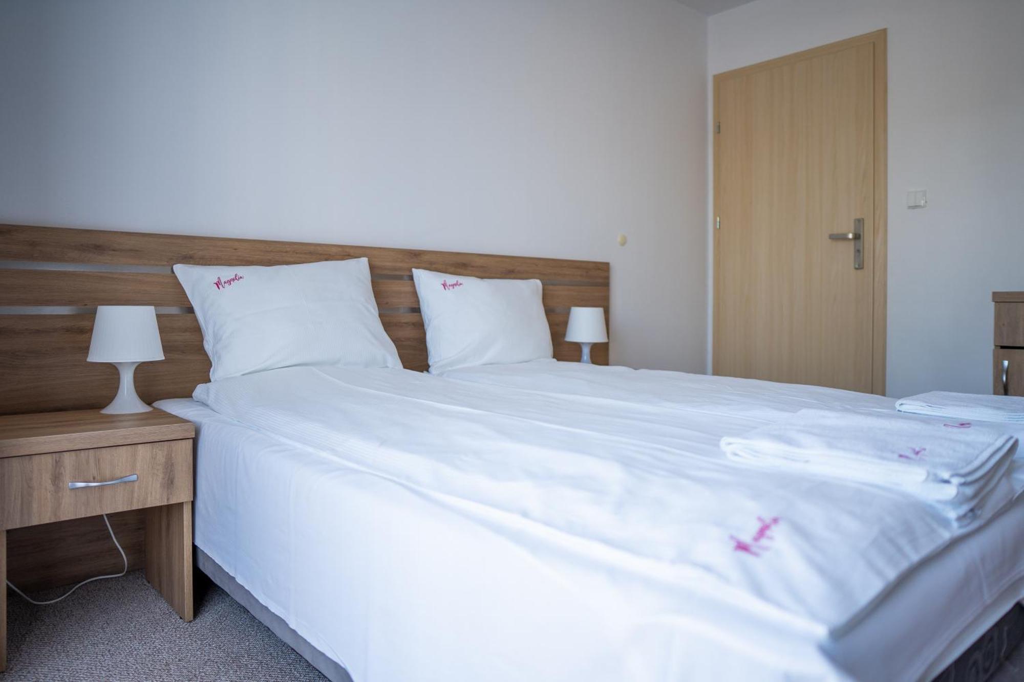Magnolia Pokoje I Apartamenty デンプキ エクステリア 写真